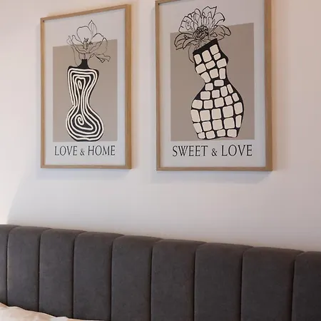 Spotaki 8 Apartman Agrós