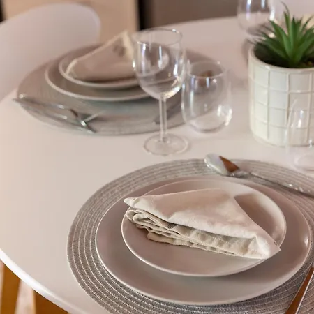 Spotaki 8 Apartman Agrós